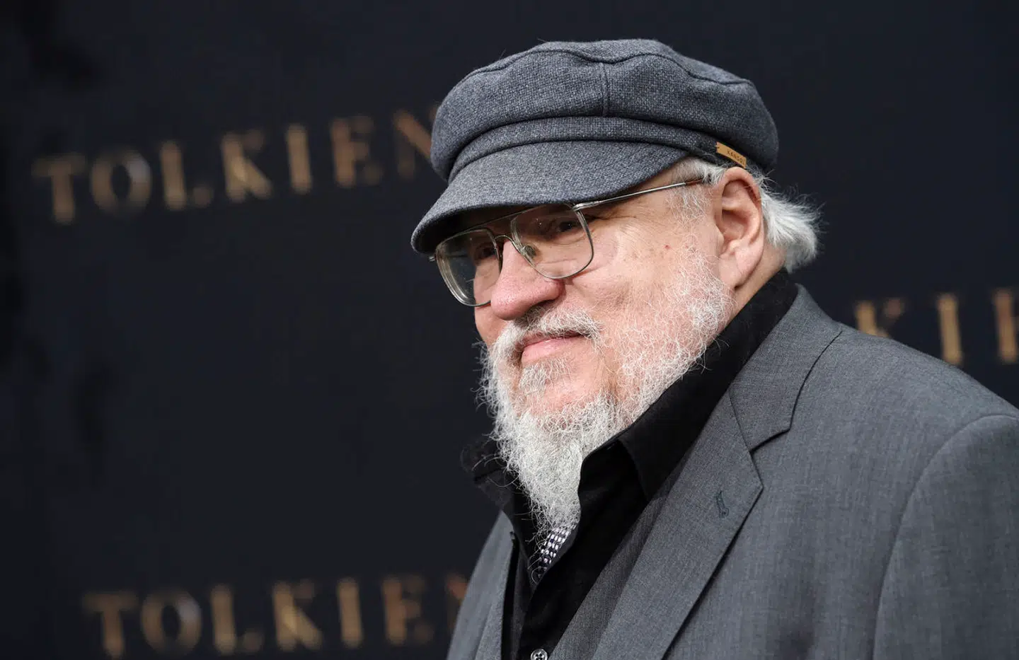 Den bedstsælgende forfatter George R.R. Martin, som står bag »Game of Thrones«-universet, langer nu ud efter produktionen bag den nye serie af »House of the Dragon« i et blogindlæg.