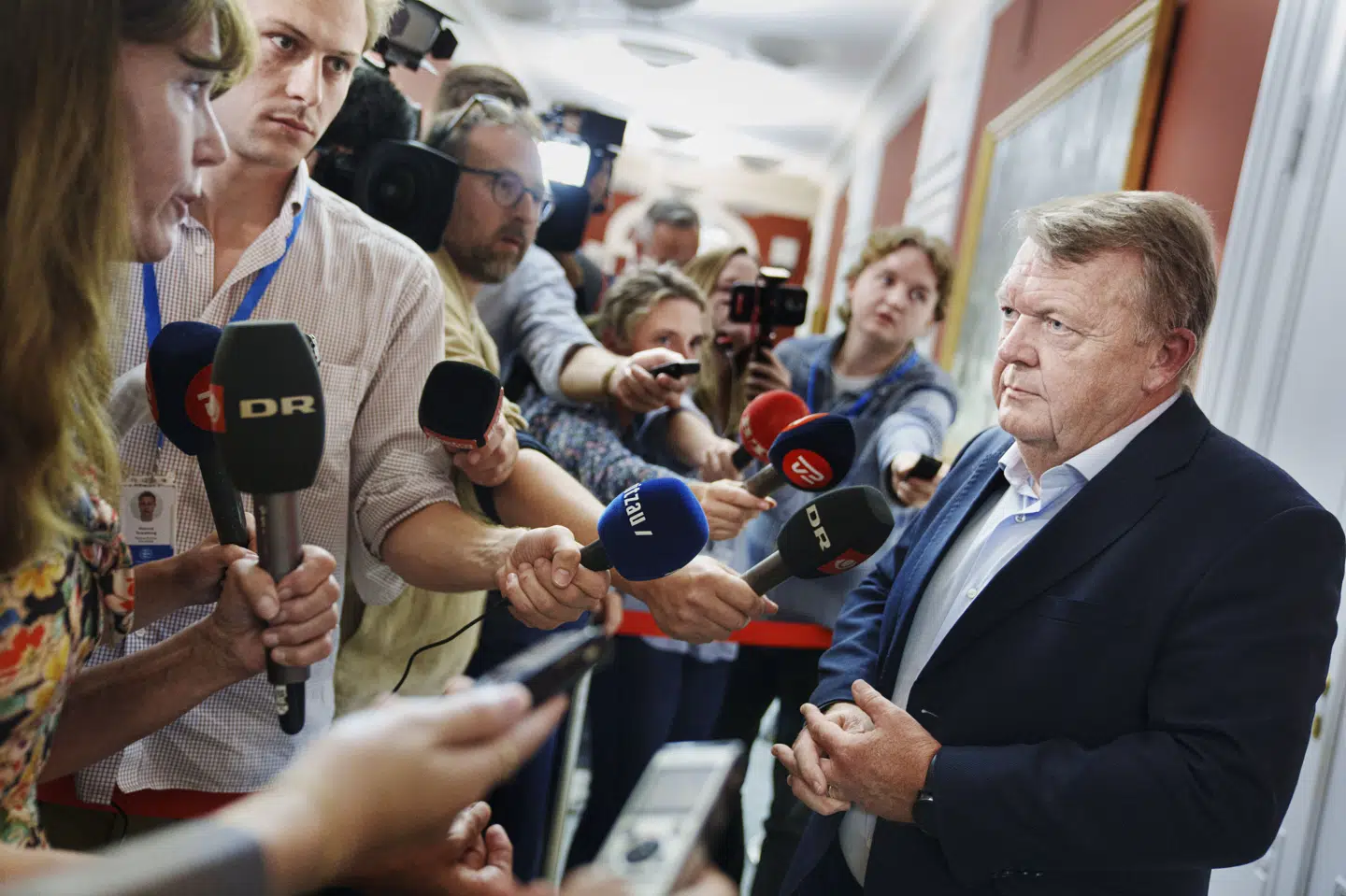 Moderaternes politiske leder, Lars Løkke Rasmussen (M), har måttet svare på mange spørgsmål fra journalister i kølvandet på anklagerne om sexisme og mobning på partiets hovedkontor. (Arkivfoto).