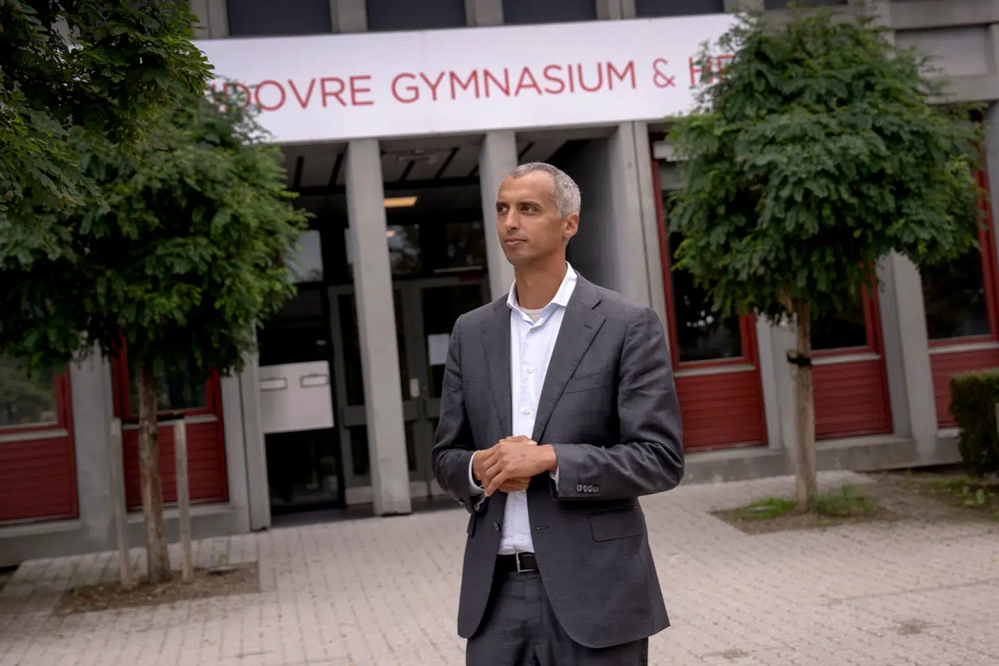 Undervisningsminister Mattias Tesfaye (S) er i gang med et svigt over for sine egne opgaver, et svigt over for sin forgænger Hartvig Frisch og over for kommende generationer, der gerne vil lære noget rigtigt. Den beslutning må gøres om, skriver Ditlev Tamm.