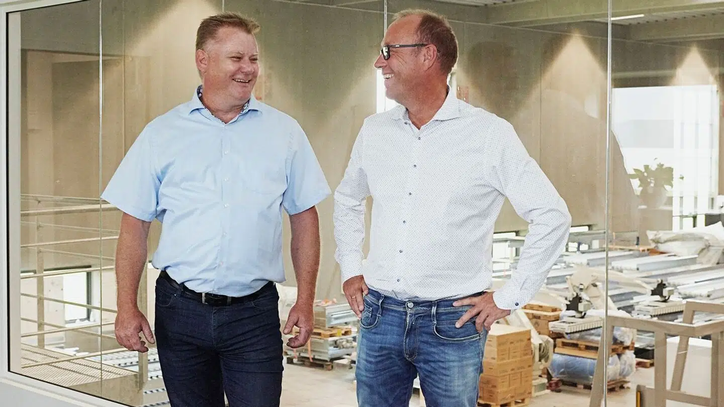 Rolf Tange (t.v.) og Kjeld Østergaard Jensen (t.h.) har solgt majoriteten af deres virksomhed til Polaris og har efterfølgende udbetalt et større millionudbytte til deres private selskaber.