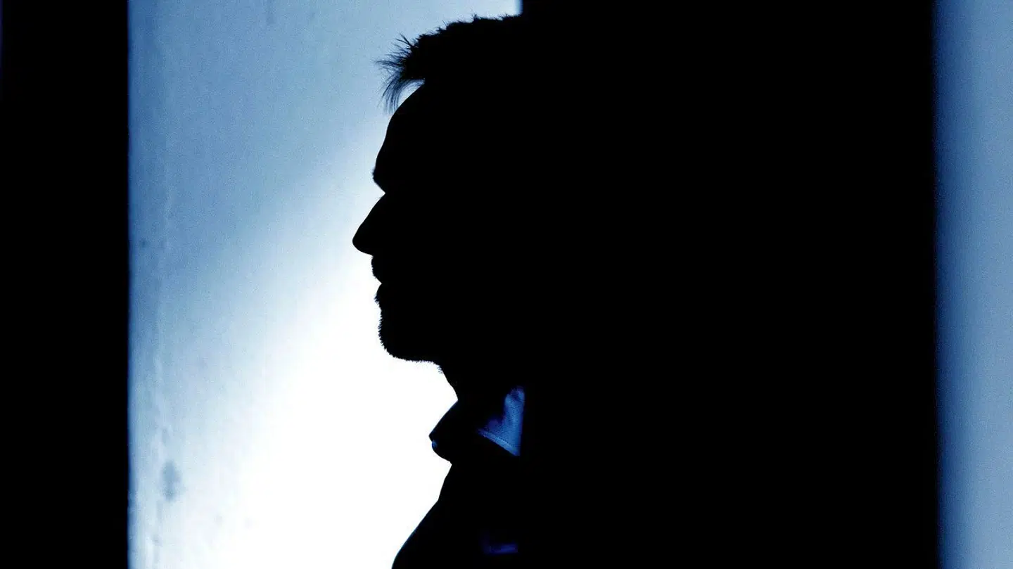 Mathias har ikke set sine børn i fire år. Nu har Højesteret vurderet, at børnenes mor får lov at bo sammen med børnene, selvom hun med samværschikane har holdt børnene fra ham.