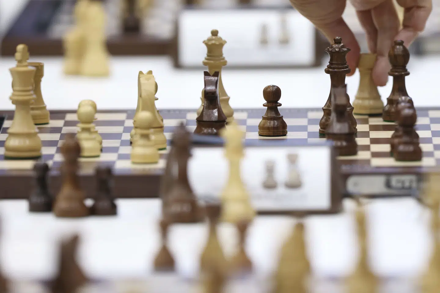 En skakkrig raser. Rusland satser på igen at blive en del af Det Internationale Skakforbund (Fide) i næste uge, efter man i to år har været udelukket på grund af Ruslands krig i Ukraine. (Arkivfoto).