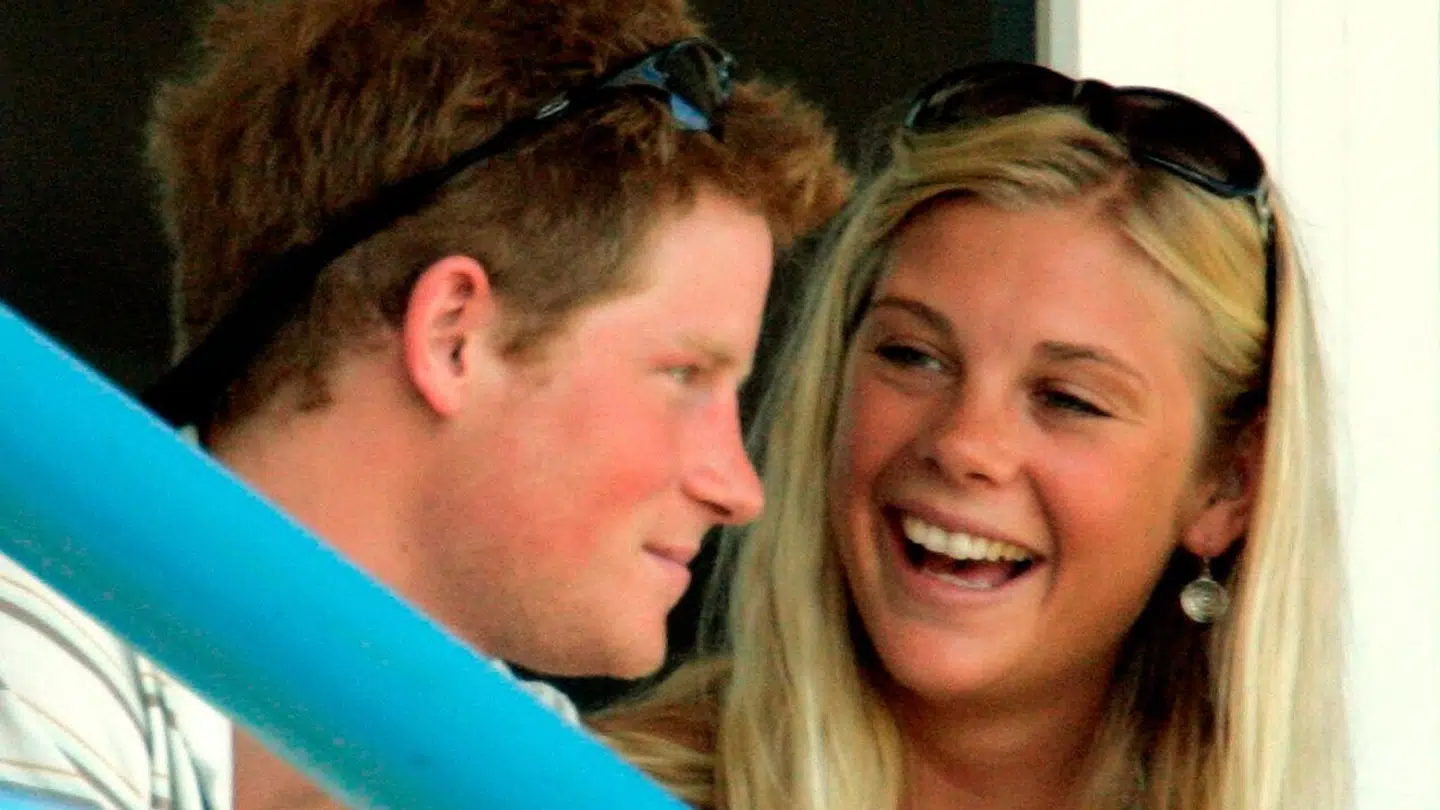 Prins Harry med sin daværende kæreste Chelsy Davy i 2007.