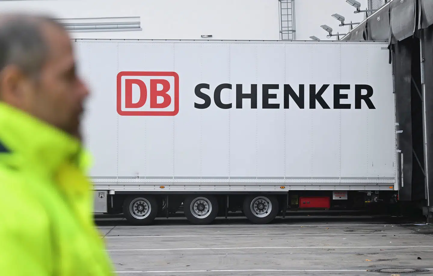DB Schenker har ikke skruet ned for fragten gennem Rusland, efter at krigen brød ud.
