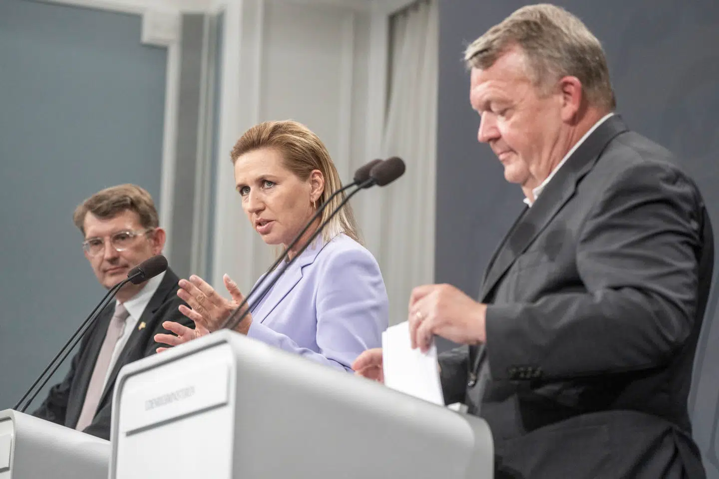 Danske vælgere kræver et klart svar inden næste folketingsvalg på, hvad regeringen vil med fremtidens pensionssystem.