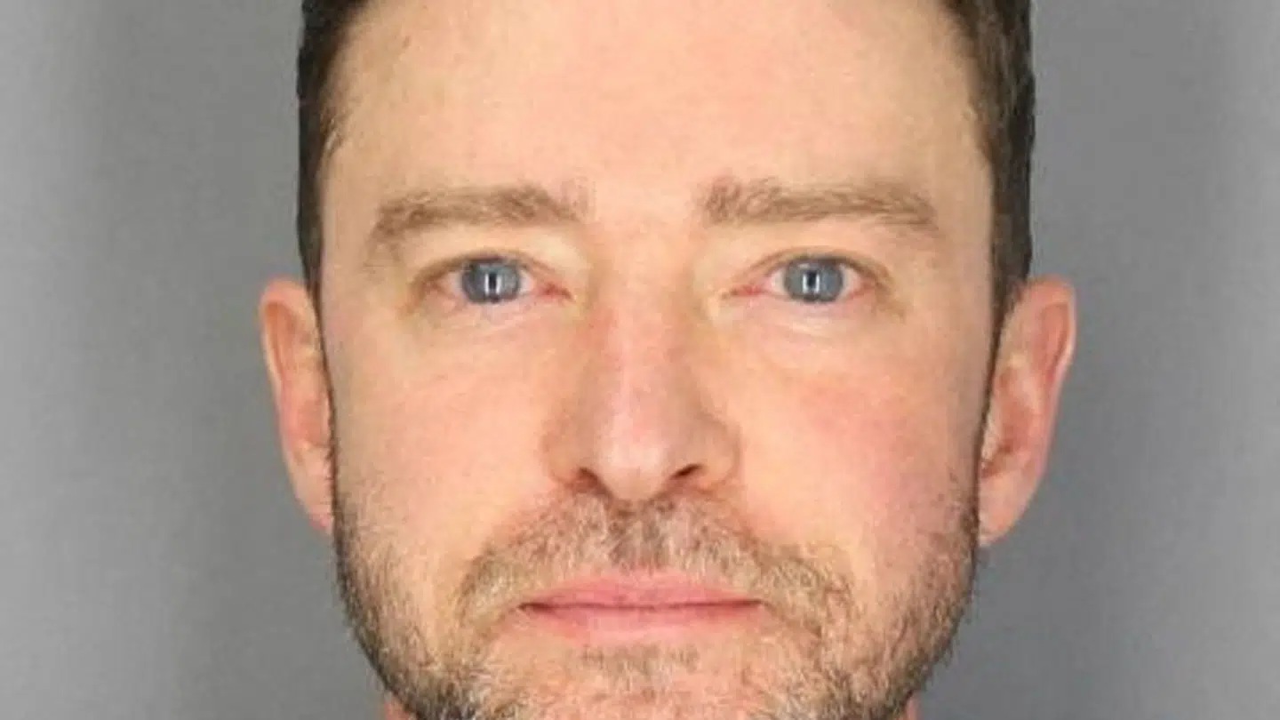 Billedet, der blev taget af Justin Timberlake i forbindelse med anholdelsen, blev senere offentliggjort af politiet.