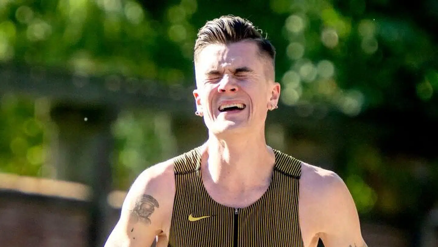 Den norske superstjerne Jakob Ingebrigtsen i smerte ved Copenhagen Half Marathon 2024.