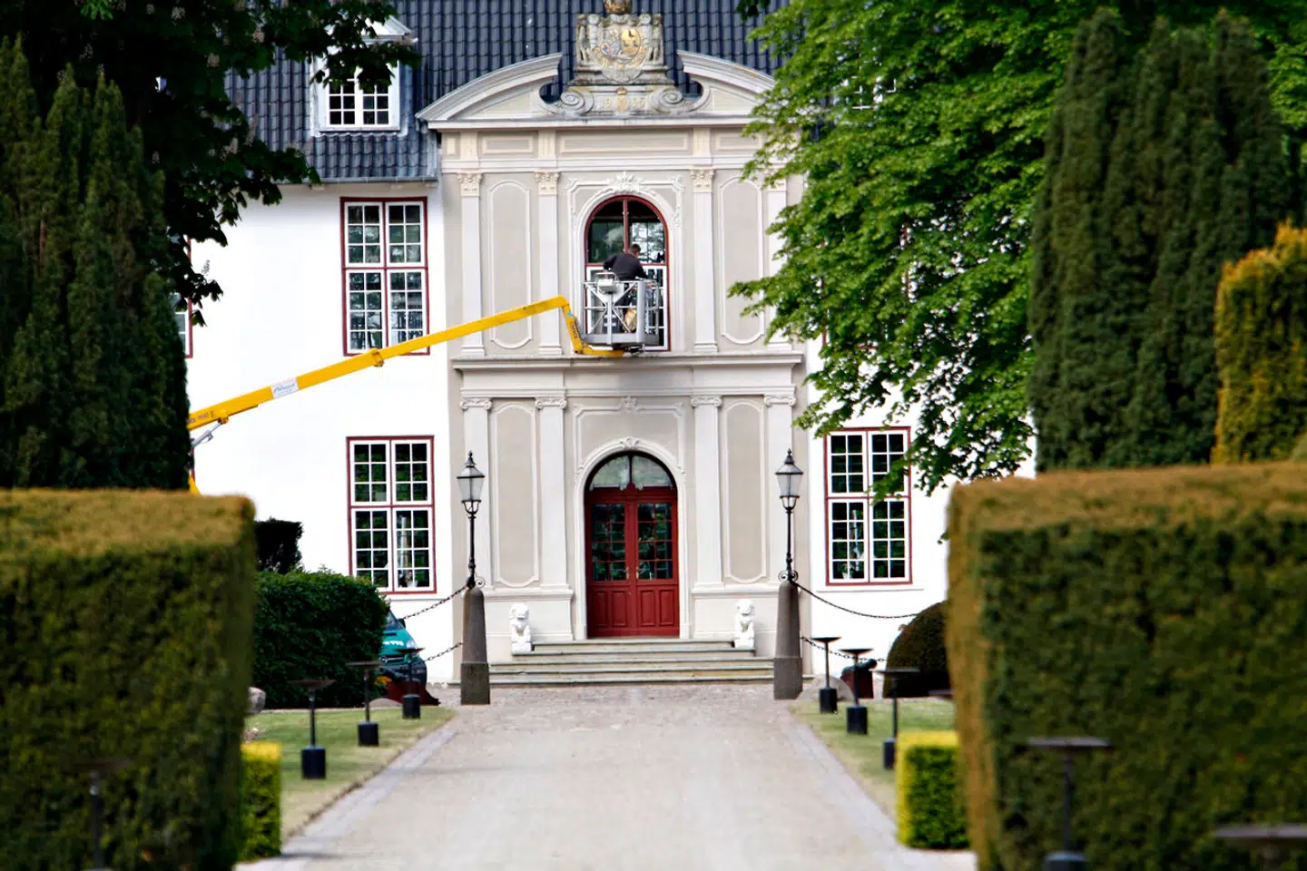 For 23 år siden blev fødevareselskabet De 5 Gaarde stiftet med blandt andre daværende ejer af godset Schackenborg i Sønderjylland, prins Joachim. I 2017 solgte prinsen godset, og nu er det også slut med De 5 Gaarde.