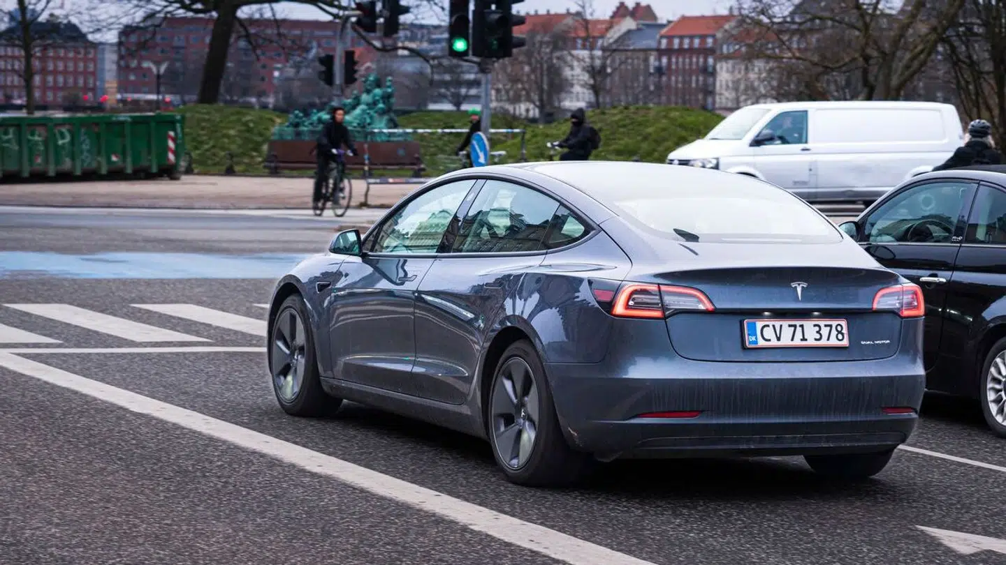 Tesla er en af de mest populære elbiler i Danmark. (Arkivfoto).