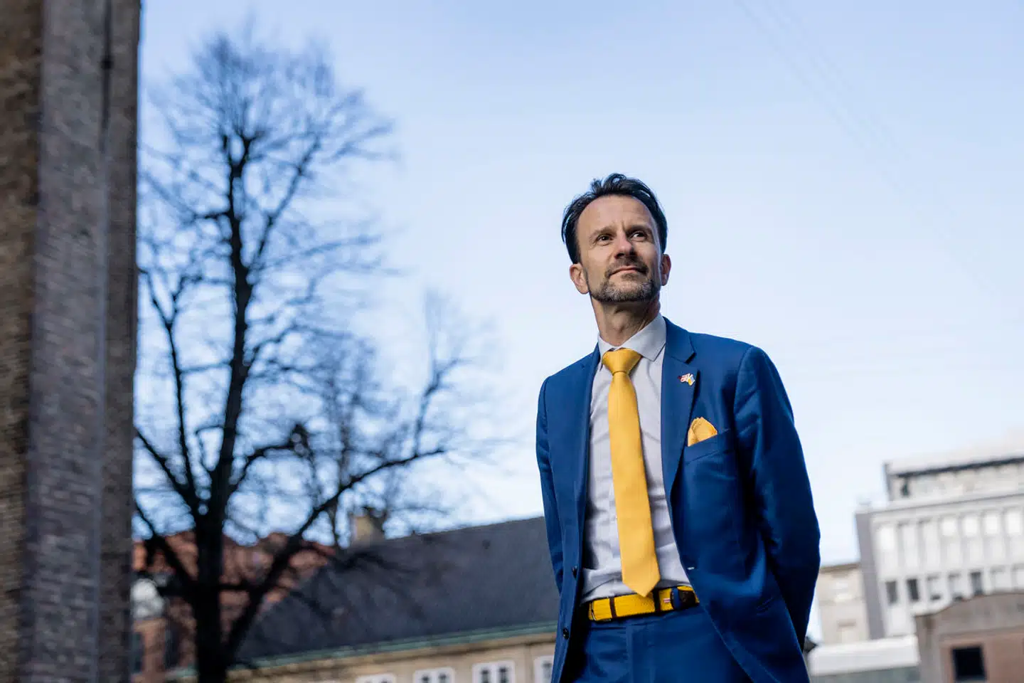 »Verdens demokratier bør give Ukraine alt, hvad de behøver, for ikke bare at overleve, men for at vinde krigen. Nu. Det ville også være det rette handlekraftige eftermæle for Biden at efterlade sig,« skriver Jonas Parello-Plesner.