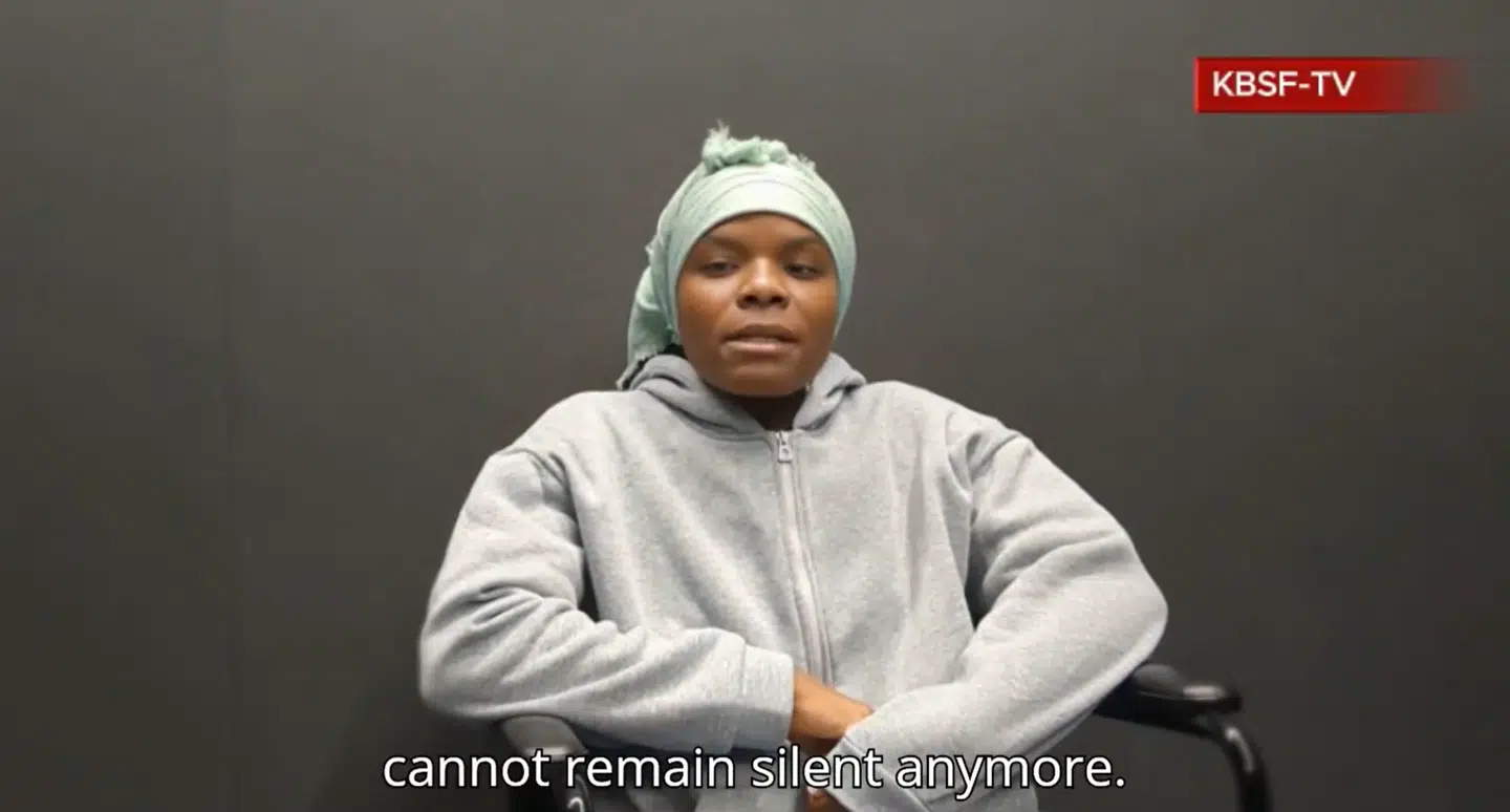 Den falske video viser en kvinde fortælle om Kamala Harris, der skulle have kørt en kvinde ned i 2011.