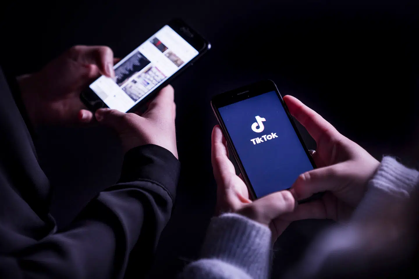 »Børns tilstedeværelse online kan være særligt udfordrende for de børn, der oplever at stå på kanten af fællesskabet, eller som har udfordringer med et negativt kropsbillede og selvværd,« skriver Ida Hilario og Kathrine Elmose Jørgensen fra Børns Vilkår.