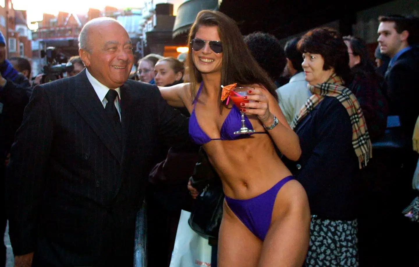 Den afdøde egyptiske forretningsmand Mohamed Al-Fayed, som ses her på fotoet, ejede stormagasinet Harrods sammen med sin bror Salah Al-Fayed.