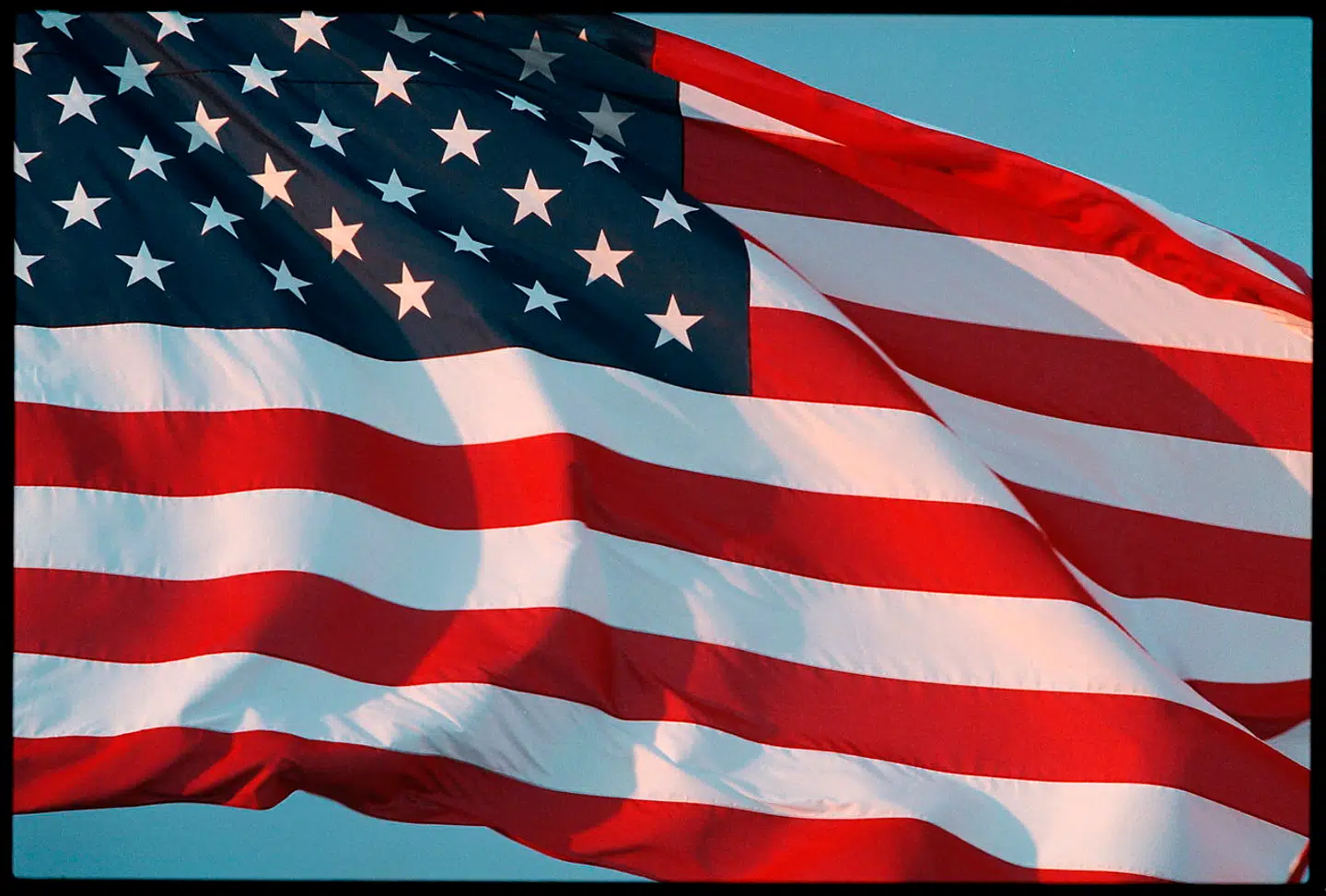 En dommer er blevet skudt og dræbt af en sherif i Kentucky efter et skænderi.