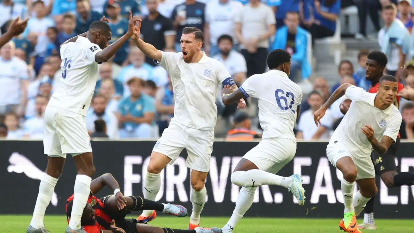 Pierre-Emile Højbjerg er lynhurtigt blevet anførervikar for skadede Lucas Balerdi.