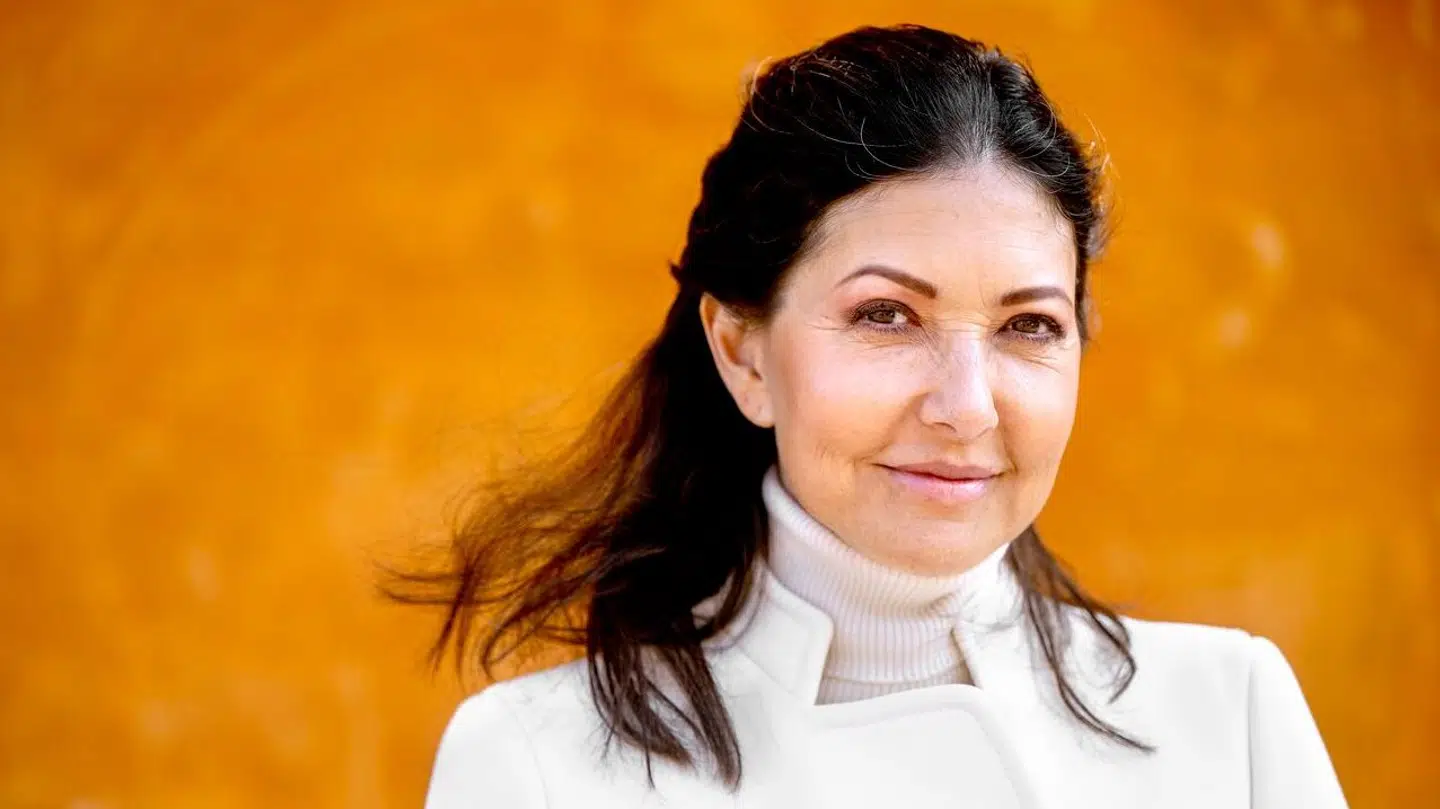 Nu står grevinden frem med en ny kæreste.