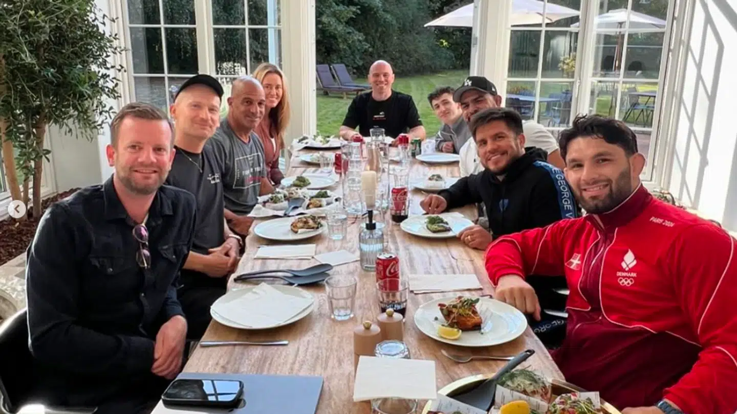 Christian Stadil havde Mark O. Madsen, Henry Cejudo, Kelvin Gastelum, Turpal Bisultanov med flere på besøg.