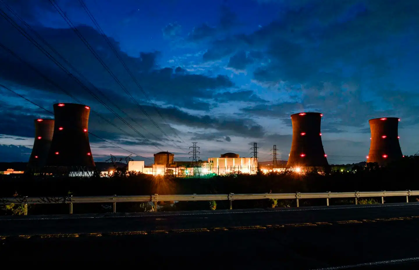 Det er atomkraftværket her på Tremileøen i Pennsylvania i USA, der skal genåbnes. Her skete i 1979 den hidtil værste atomulykke i USAs historie.