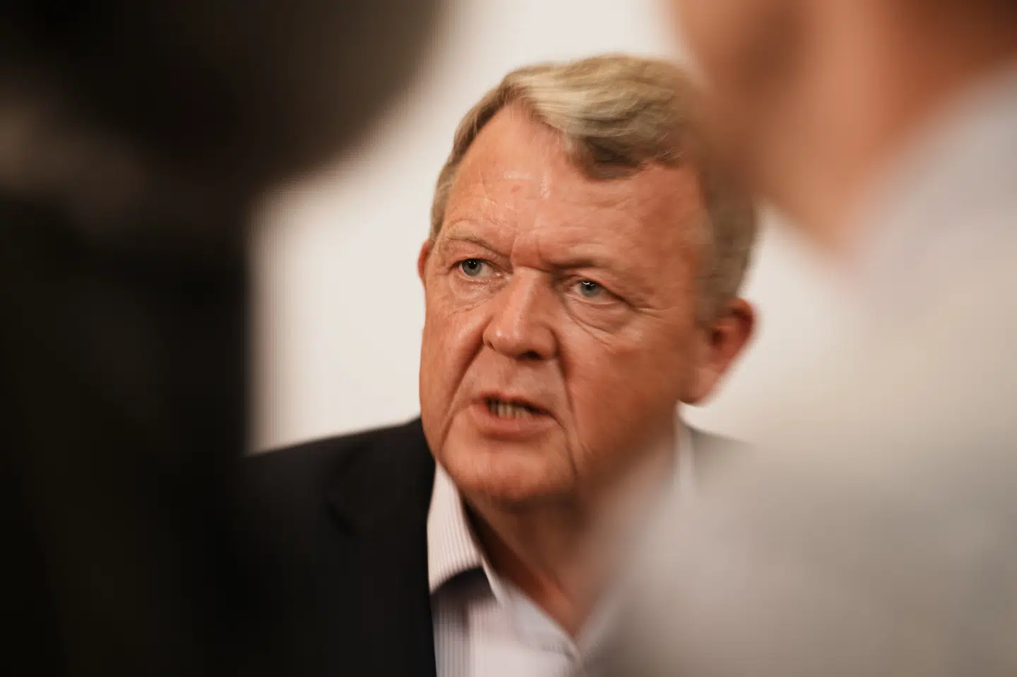 Formand Lars Løkke Rasmussen og Moderaterne går gennem en tumultarisk tid i øjeblikket efter sager om dårligt arbejdsmiljø. Mandag er flere medarbejdere i partiets sekretariat blevet fyret, skriver TV 2.