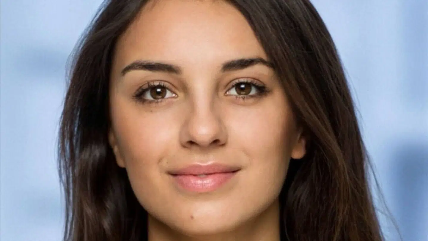 Alexandra Sasha har i en stribe interviews talt ud om de historier, hun selv kalder en 'smædekampagne', og som var medvirkende til, at hun trak sig som kandidat for Venstre før Europa-Parlamentsvalget. Men hun svarer uklart på omstændighederne bag en særlig kommentar.