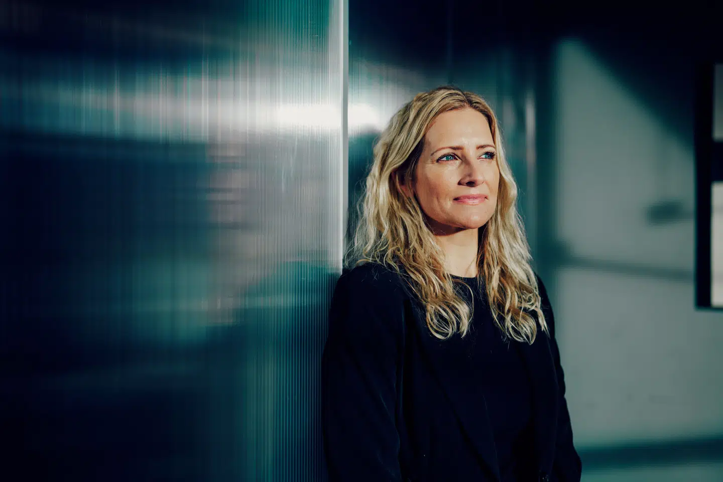 Karina Rothoff Brix har udgivet bogen og podcasten »Kryptovaluta og blockchain på den simple måde«. Hun har også tidligere været en del af ledelsen på CBS og DTU. I dag er hun landechef i Firi.