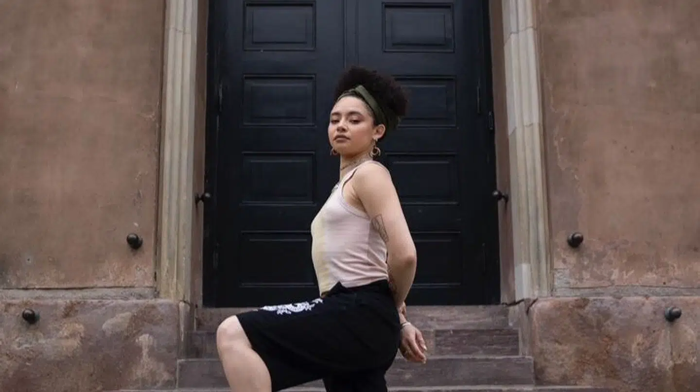 Nicolette McCormack er en af mange tidligere elever på Copenhagen Dance Space, der blev smidt på gaden grundet Josefin Bjerkensjöe Canfields milliongæld.