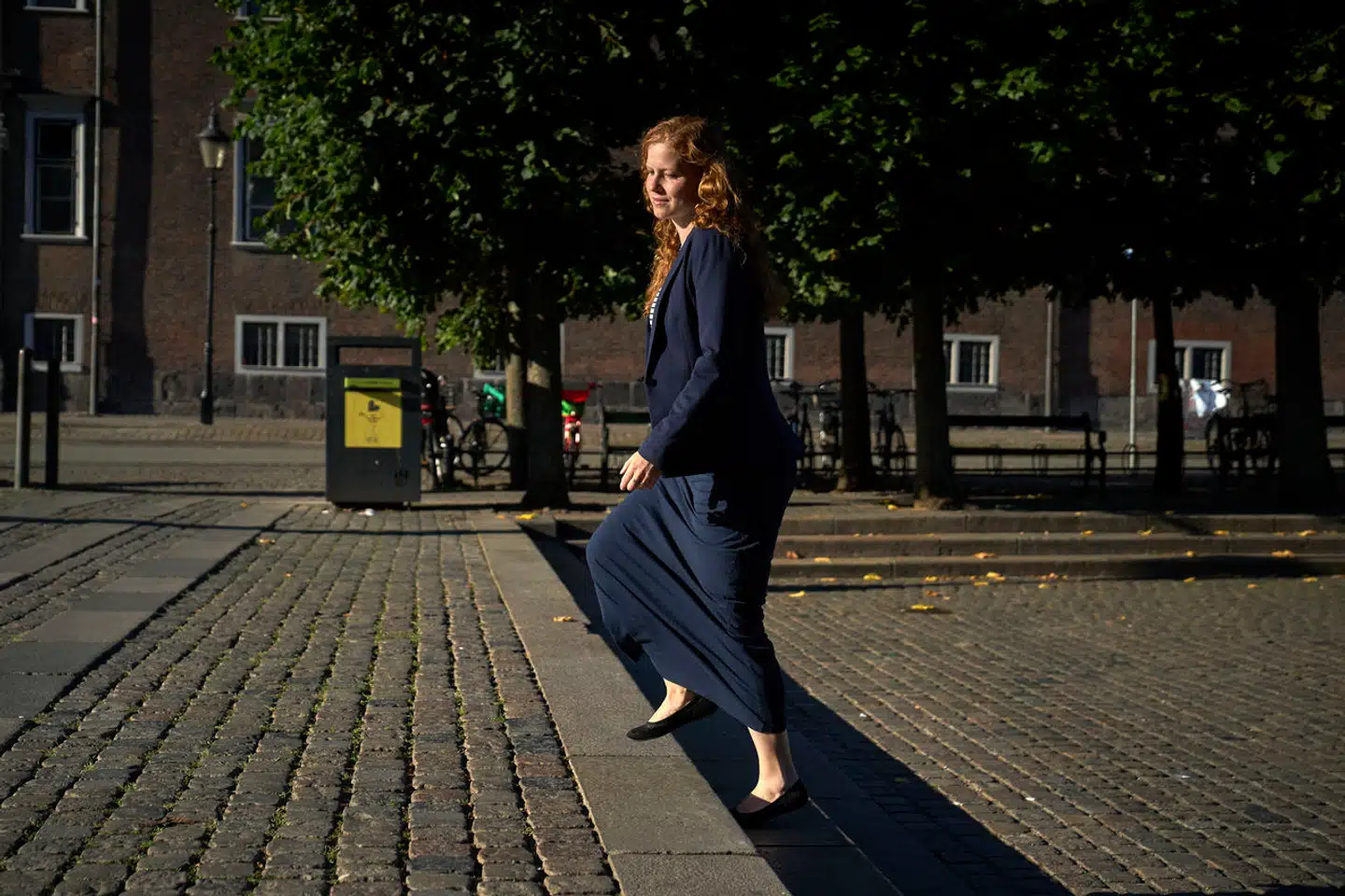 »Uagtet om generationsmisundelse er en ting eller ej, har jeg meget meget svært ved at forstå mennesker, som har behov for at tage motivationen fra andre og udskamme dem som dårlige forældre, alene fordi de har modet til at drømme hverdagen bare en lille smule bedre,« mener Isabella Arendt.