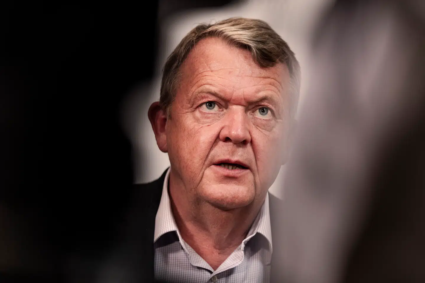 Det er tydeligt for enhver, at han Lars Løkke har alt for travlt med at reformere det danske samfund til at kunne tage sig af noget så perifert som et partiapparat, skriver Klaus Wivel i en leder. Foto: Thomas Traasdahl, Scanpix