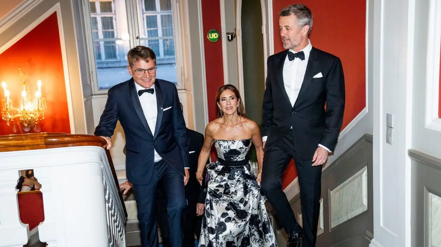 Både kong Frederik og dronning Mary ankom til fejringen af den gamle bygning.