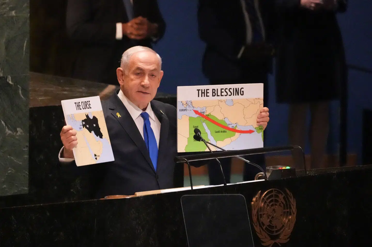 Netanyahu taler til FN's Generalforsamling, hvor han siger, at Israel "kæmper for sit liv".