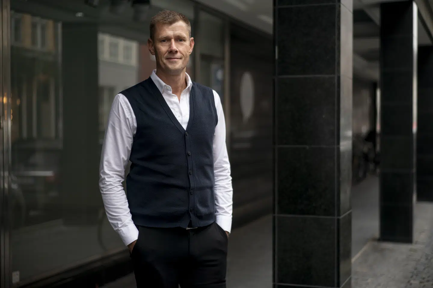 Milliardæren Henrik Lind giver sammen med fire kommuner 250 ledige unge 25.000 kroner til at hjælpe dem videre til uddannelse eller arbejdsliv. (Arkivfoto).