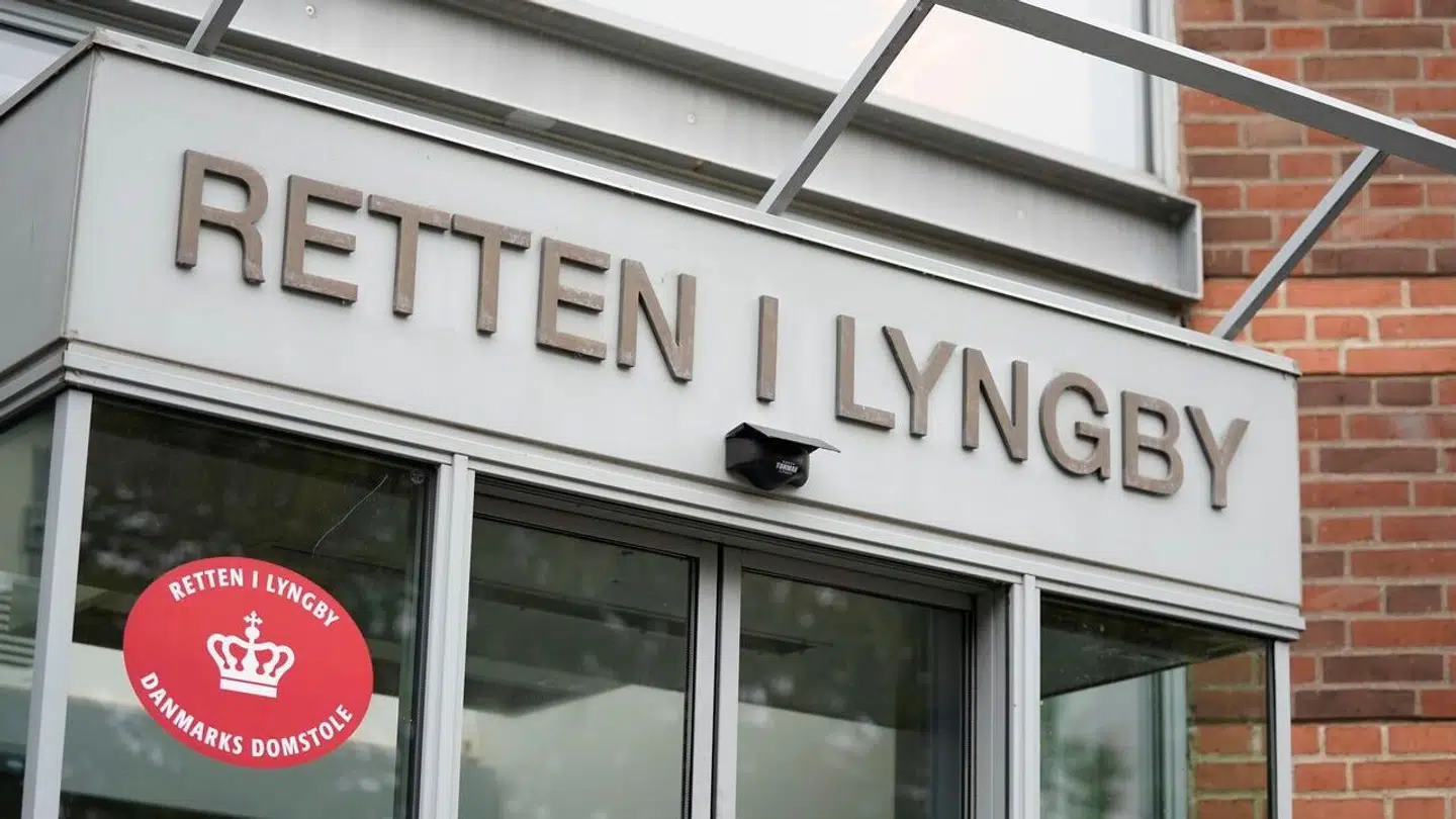 Straffesagen mod den mandlige sygeplejerske bliver behandlet ved byretten i Lyngby.