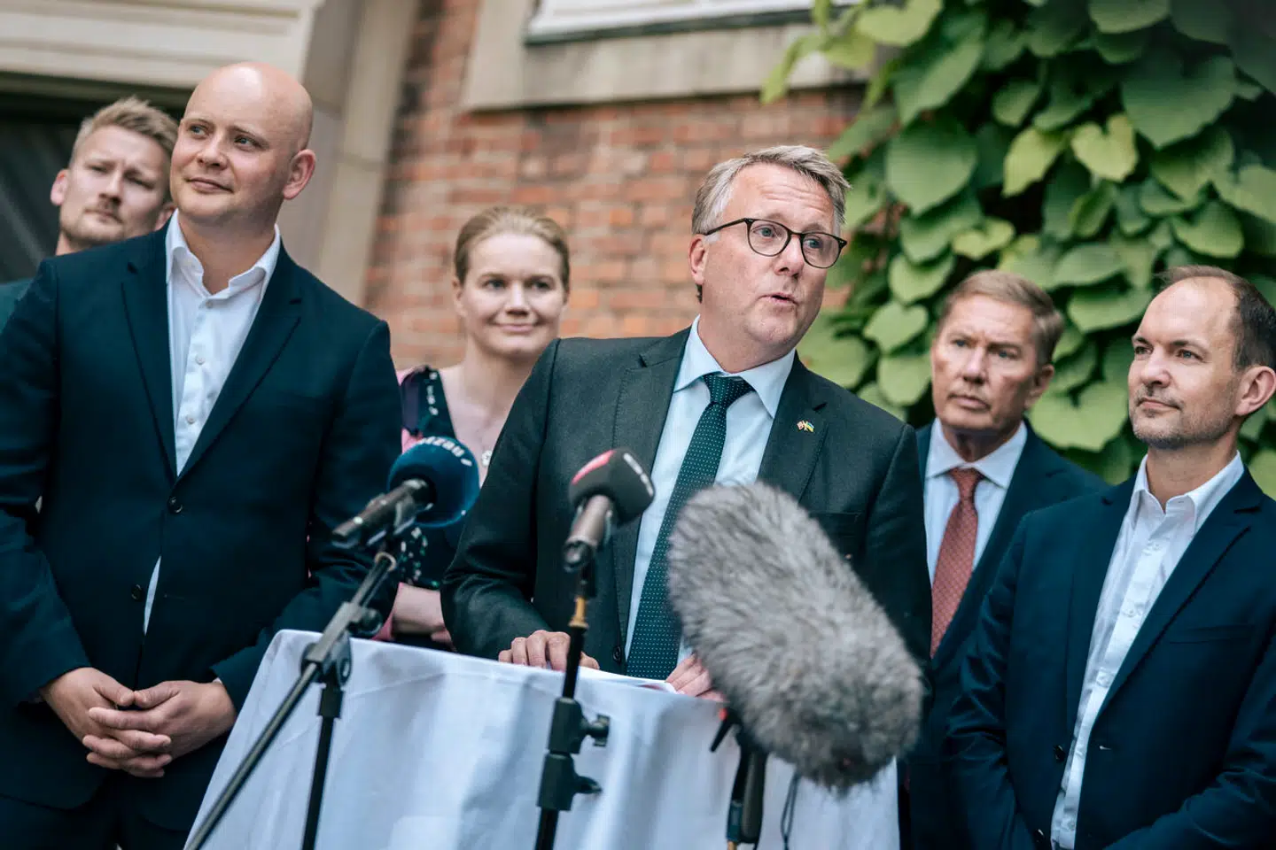 I Danmark vil vi fremme iværksætteri, men vi glemmer iværksætternes rammevilkår, for eksempel deres boligskatter, skriver to professorer i denne kronik. Her ses erhvervsminister Morten Bødskov (S) annoncere aftale med Danmarksdemokraterne, Liberal Alliance, Det Konservative Folkeparti, Radikale Venstre og Dansk Folkeparti om en iværksætterpakke.