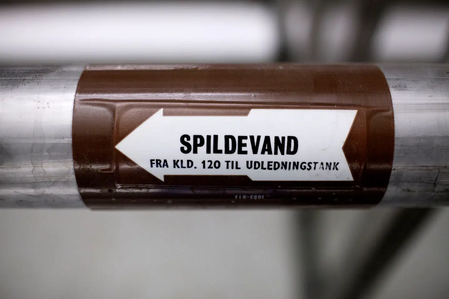 »Miljøministeriet bør kræve en væsentlig øgning af rensningsanlæggenes kapacitet både med hensyn til mængder og rensningseffektivitet NU for at gøre noget godt for vandmiljøet, så man også kan håndtere spidsbelastninger, som der bliver flere og flere af,« skriver en læser.