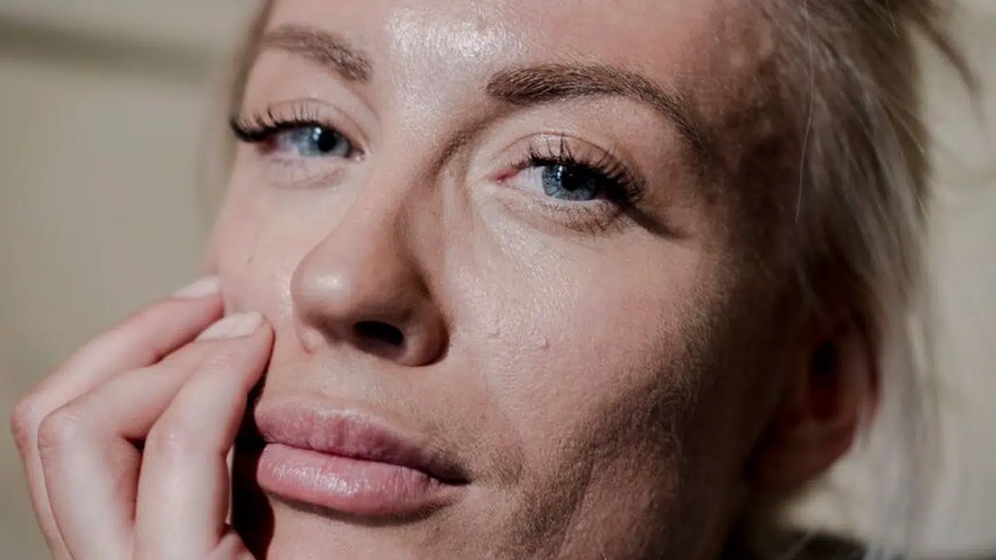 Katherine Diez har netop udgivet hendes nye bog 'I egen barm' som byder på fortællinger og afsløringer fra hendes turbulente liv.