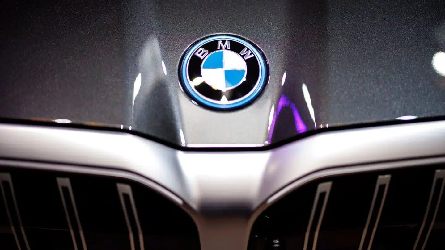 Prisen på de mest populære elbiler har været faldende i 2024 i Danmark.