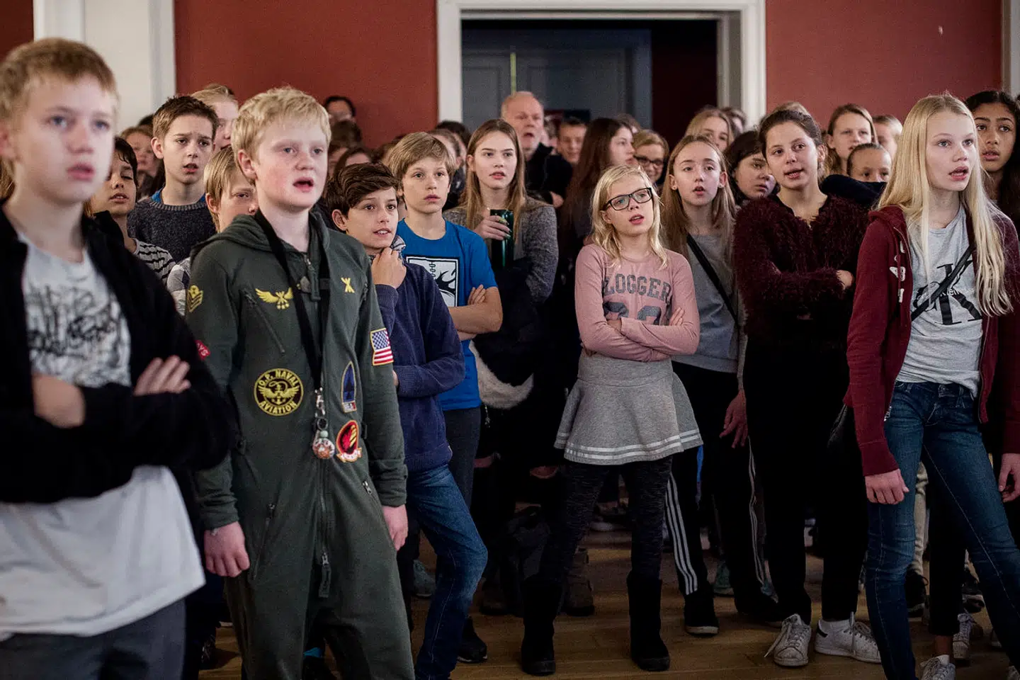 »I folkeskolen er morgensang langt de fleste steder afskaffet,« skriver Jens Kloppenborg. Her ses morgensang i 2015 på N. Zahles Gymnasieskole.