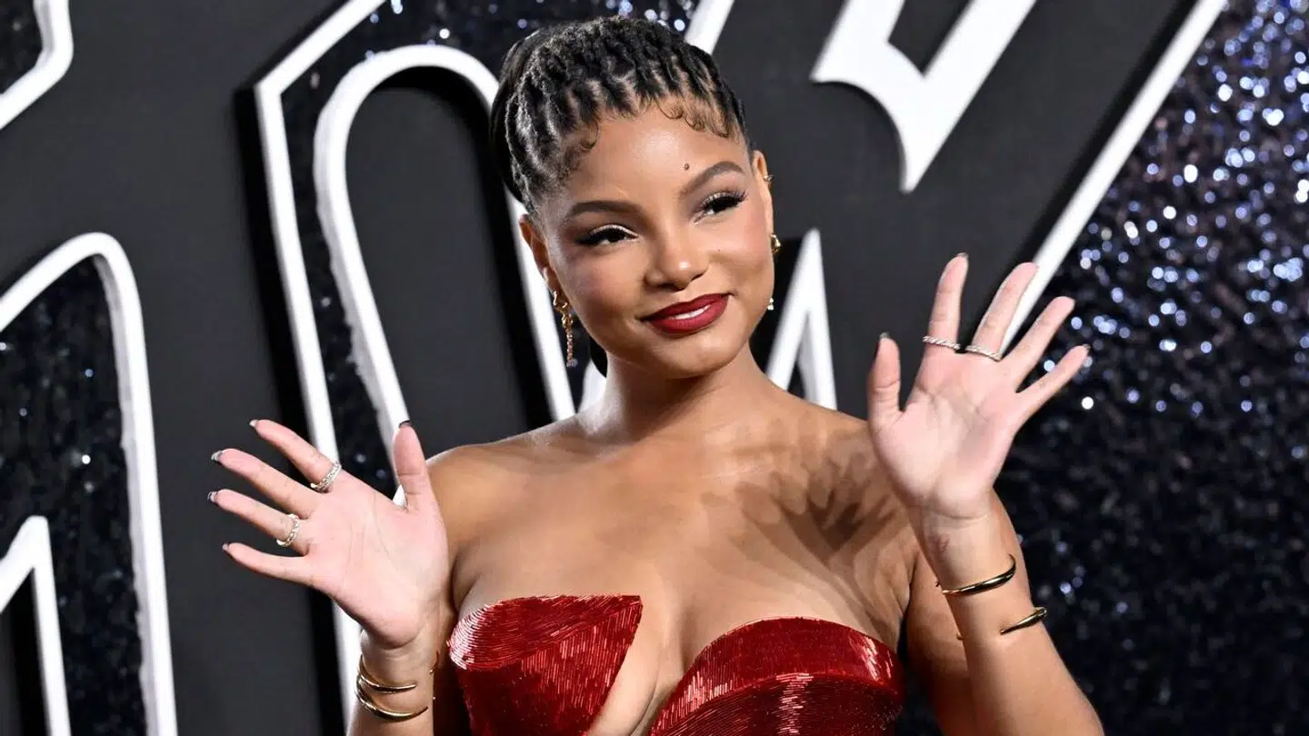Halle Bailey ses her ankomme til MTV Video Music Awards den 11. september.