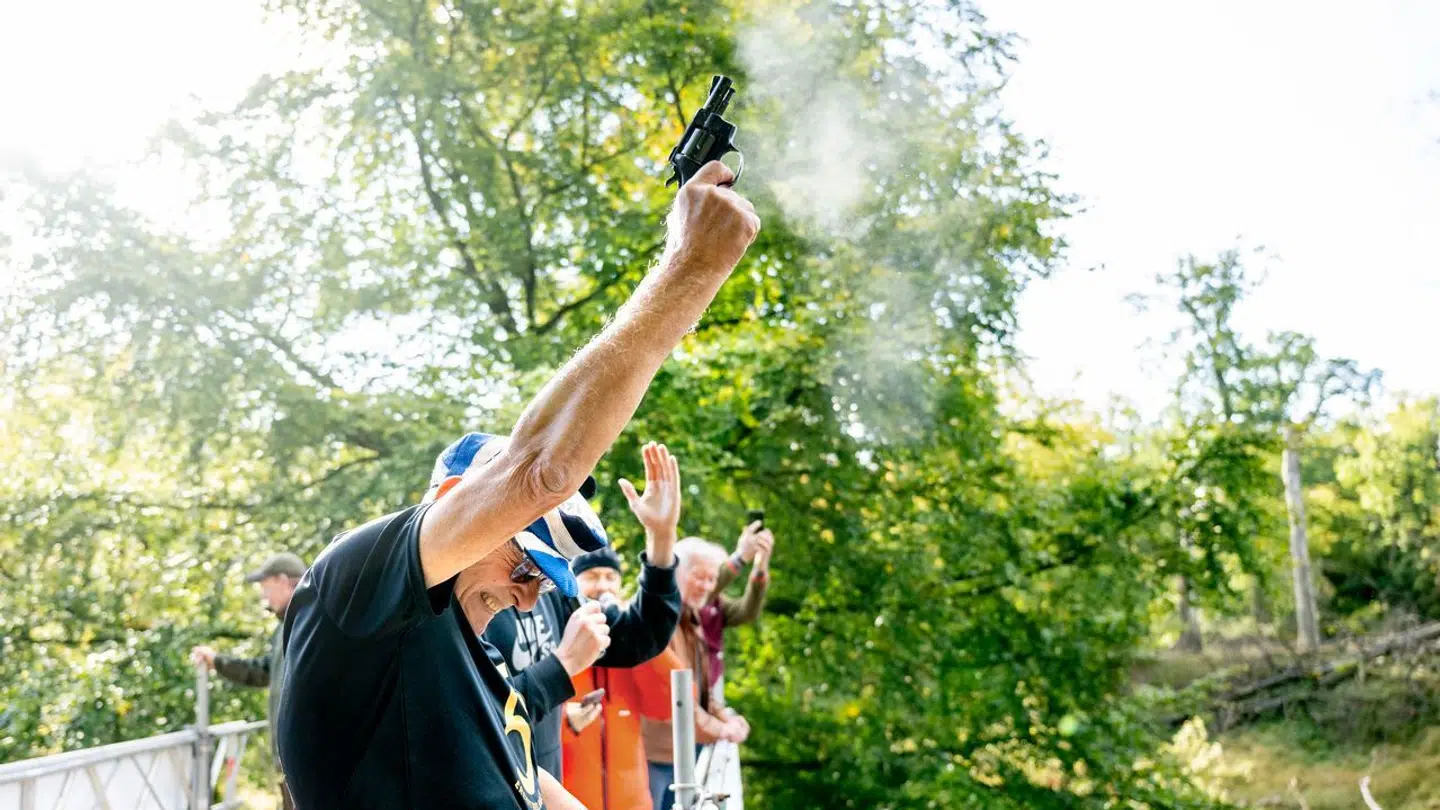 Bent Høyer-Hansen skød Eremitageløbet i gang i år.