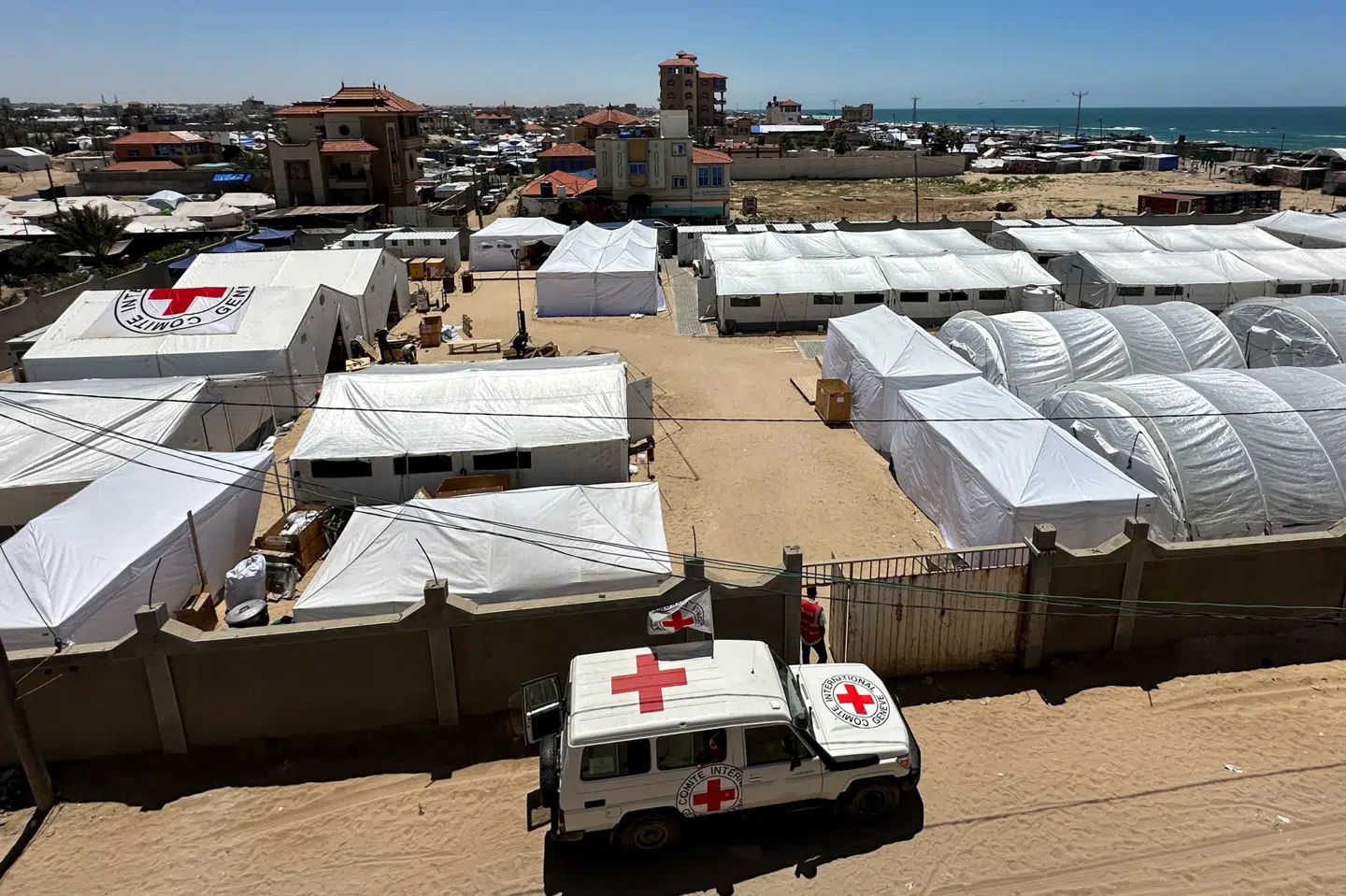 Røde Kors' felthospital i Rafah. Organisationen markerer etårsdagen for Hamas' angreb på Israel, der har ført til den værste humanitære krise nogensinde, lyder det. (Arkivfoto).