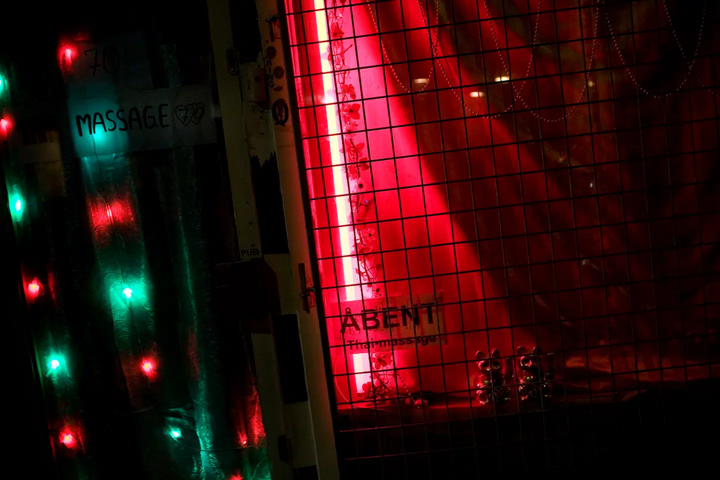 En svensk journalist har mødt kritik, da han i et radioprogram foreslog en lytter at købe sex i København.