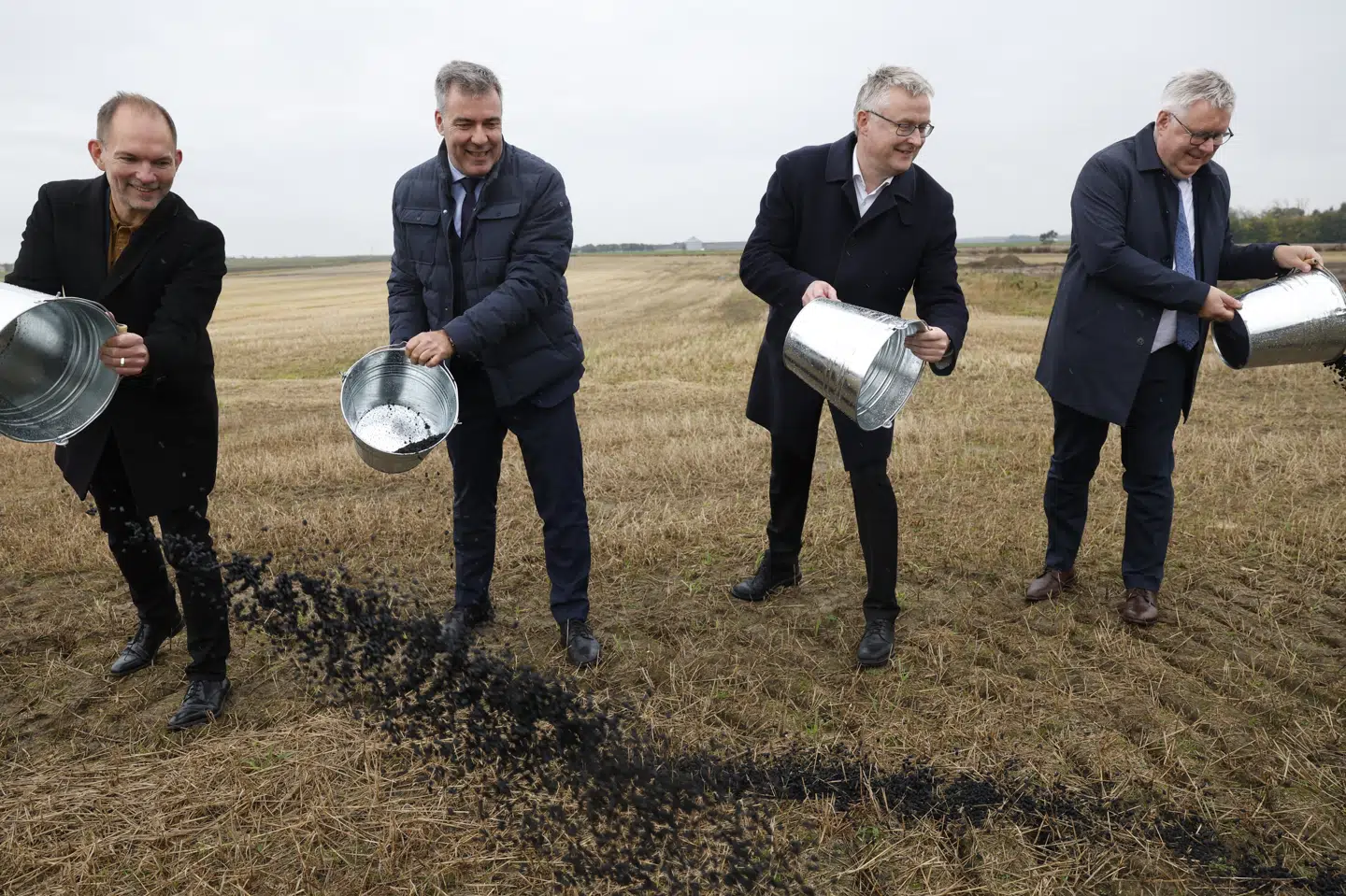 Flere ministre fra regeringen var mandag med til at indvie et nyt pyrolyseanlæg, samtidig med at regeringen præsenterede sin nye strategi for området.