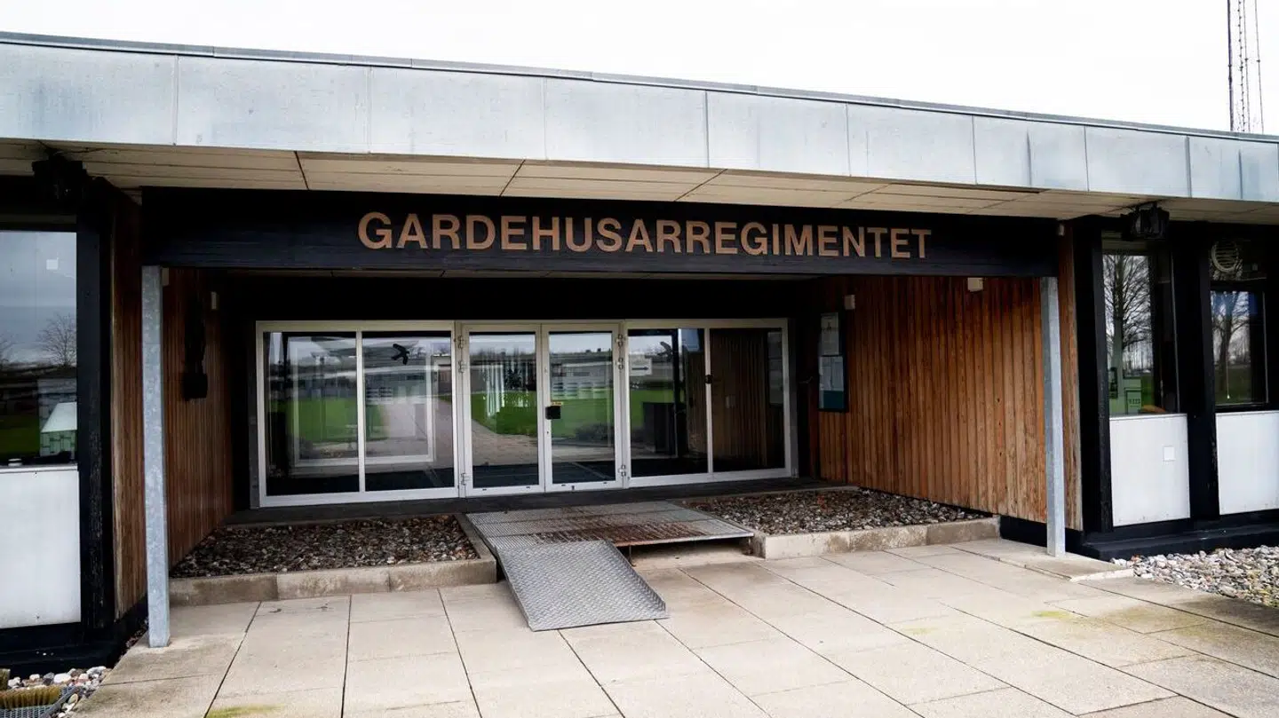 Antvorskov Kaserne i Slagelse. Ifølge tiltalen fandt voldtægten sted på toilettet i messen.