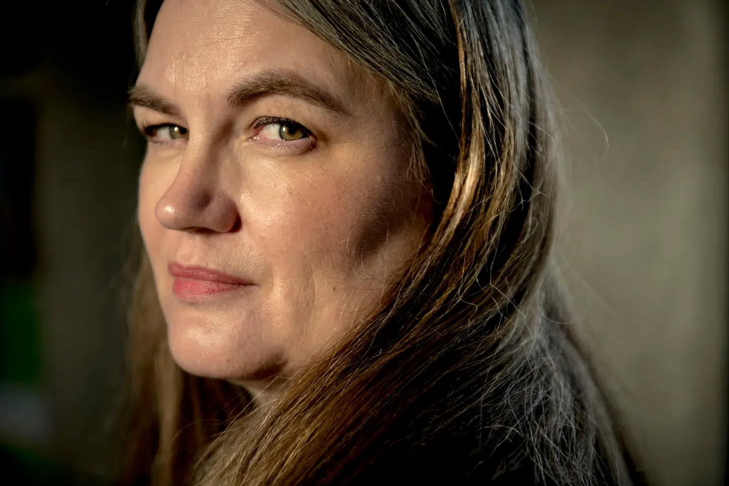 Marianne Rathje er seniorforsker hos Dansk Sprognævn og fast klummeskribent for Politiken – foruden irriteret seer af TV 2-hittet 'Sygeplejeskolen'.