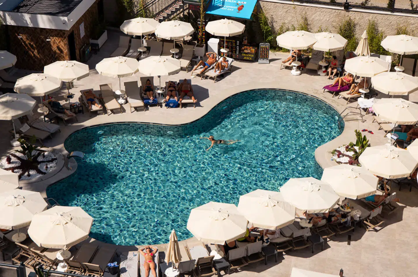 Her ses poolområdet på Side Zeugma Hotel i Tyrkiet