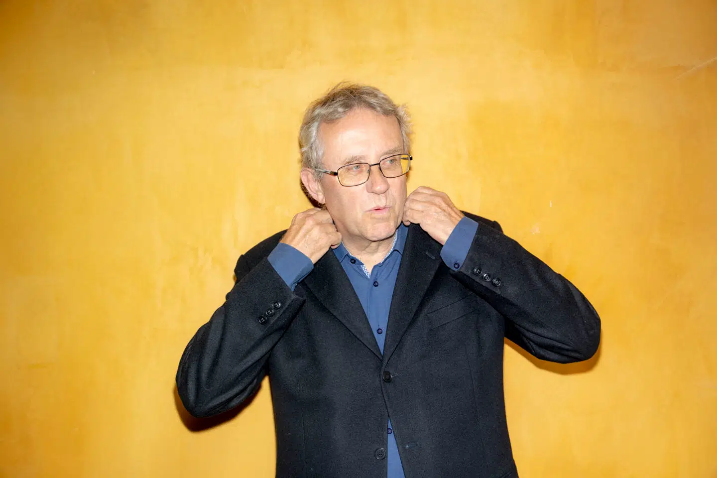 De romantiske kærlighedsidealer, vi har arvet, er under pres, mener professor Nils Gunder Hansen, der har forsket i moderne kærlighed. Nutidens forhold er korte og mere uforpligtende, konkluderer han blandt andet.