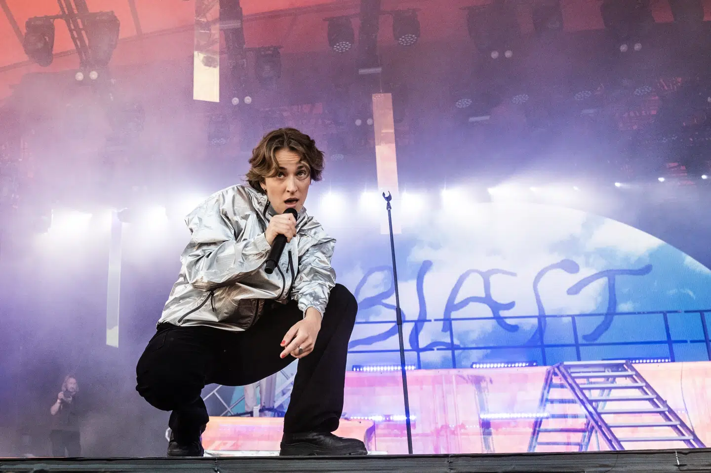Forsanger Fernanda Rosa, da bandet Blæst åbnede Orange Scene på Roskilde Festival i 2023. (Arkivfoto).