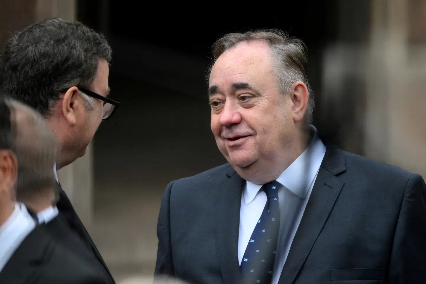 Alex Salmond, toneangivende nationalist i Skotland, er død. Han blev syg efter en tale i Nordmakedonien lørdag og døde. Billedet er fra indsættelsen af kong Charles i 2022.
(Arkivfoto).
