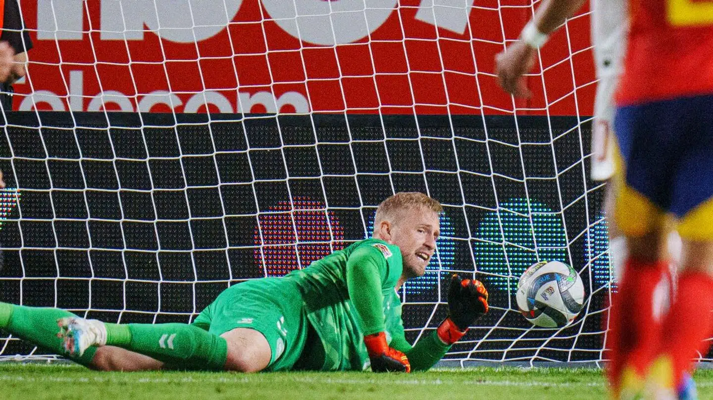 Kasper Schmeichel blev skurken, da Danmark lørdag aften tabte 0-1 til Spanien.