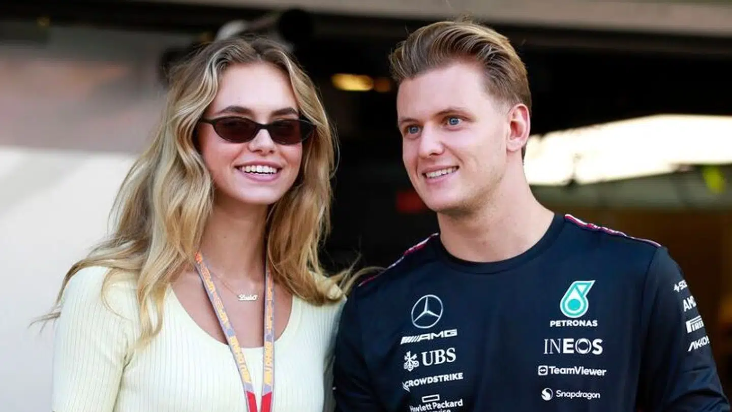 Mick Schumacher har ofte haft sin danske kæreste, Laila Hasanovic, med til Formel 1.
